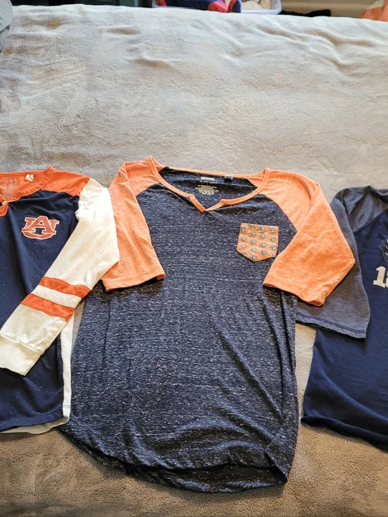 3 Ladies Auburn War Eagle Tees Various Brands Size S/M EUC College Sports Comfy - Picture 11 of 11